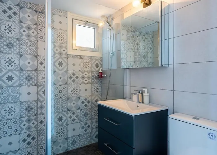 Apartmán Liric - 3 Bedroom W Balcony In *