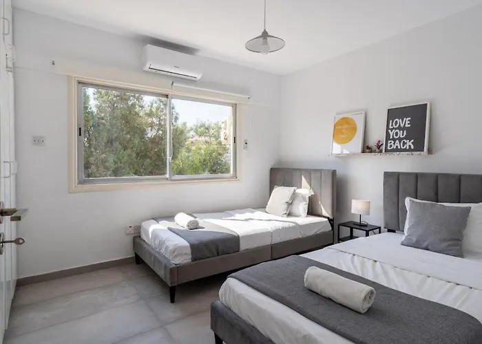 Apartmán Liric - 3 Bedroom W Balcony In Larnaca