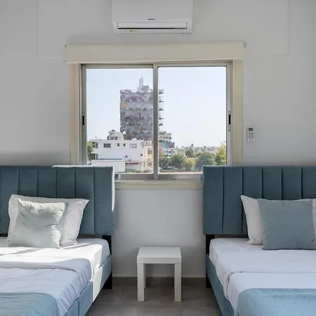 Liric - 3 Bedroom W Balcony In 公寓